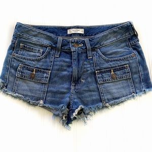 Abercrombie and Fitch Women's Distressed Hem Denim Jeans Size 2 W26